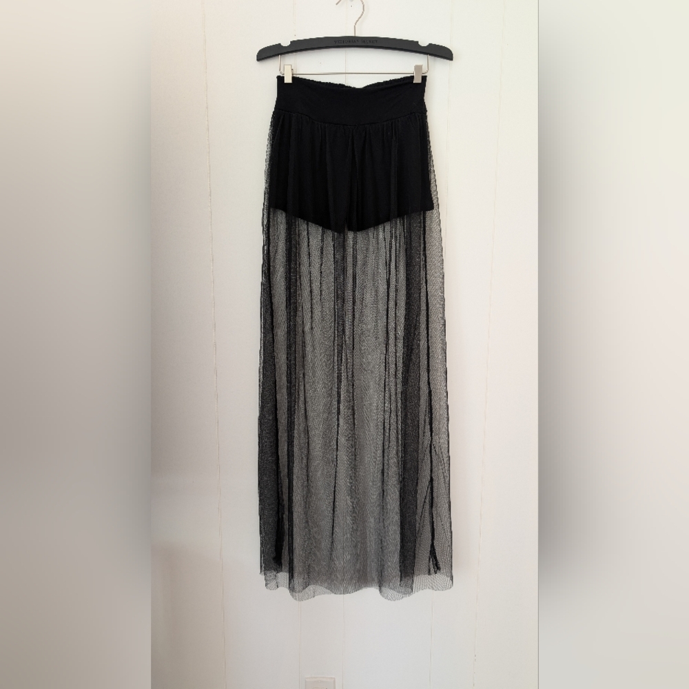 💜 3/$30 - Elegant Black Sheer Skirt with Shorts